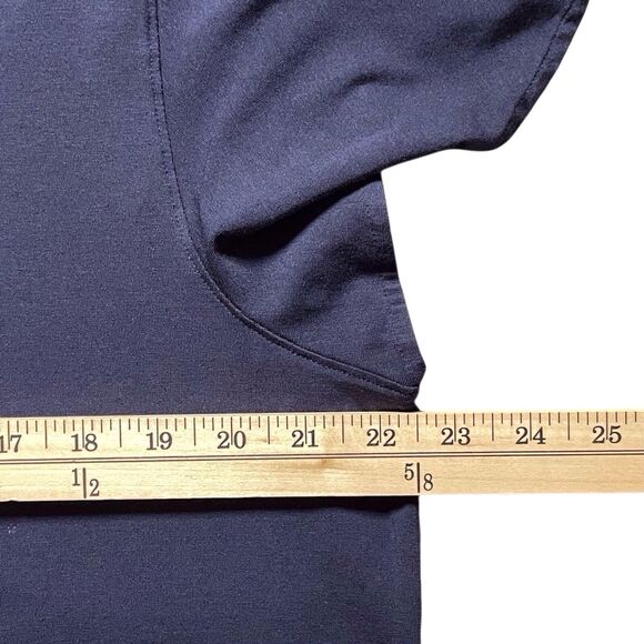 Chico’s Touch of Cool Navy V-Neck Flutter Sleeve Embellished Top Size 3 (XL) - Picture 14 of 16